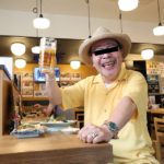 暑さを乗り越えるには、冷たい水、冷たいタオル、冷たいローション！！