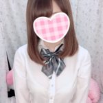 【体験入店速報】白い肌を恥ずかしさで朱に染める美少女ロリとイチャイチャリフレ！