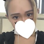 かなみ👱🏻‍♀️🎶