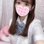 春は制服。新学期が始まる季節。