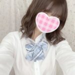 【激レア出勤あり】激かわ美少女達と密着いちゃいちゃJKリフレ